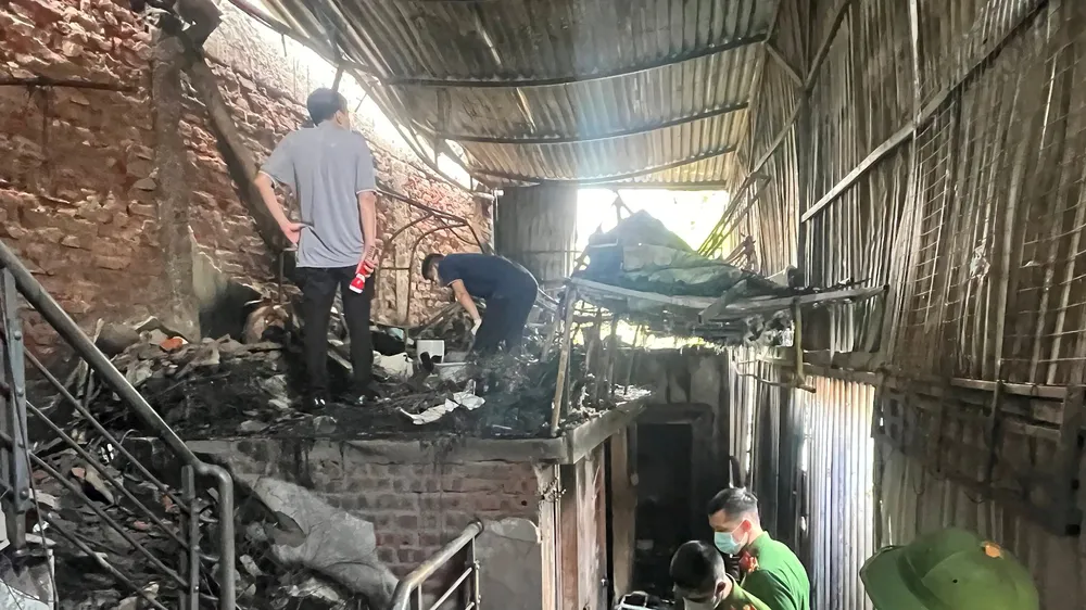 Cháy cửa hàng bán hoa, 3 người trong gia đình thương vong