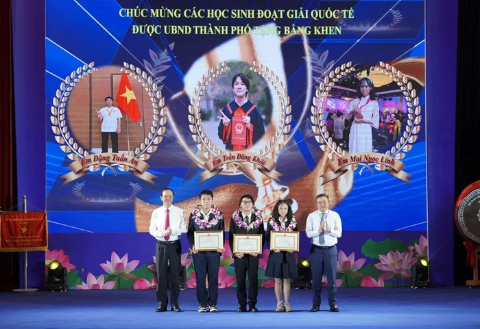 Xây dựng cơ chế đặc thù để Hà Nội thành trung tâm giáo dục tiêu biểu cả nước 