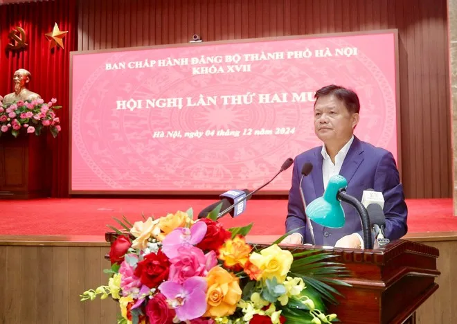 Hà Nội dừng tuyển công chức và bổ nhiệm cán bộ để sắp xếp lại bộ máy