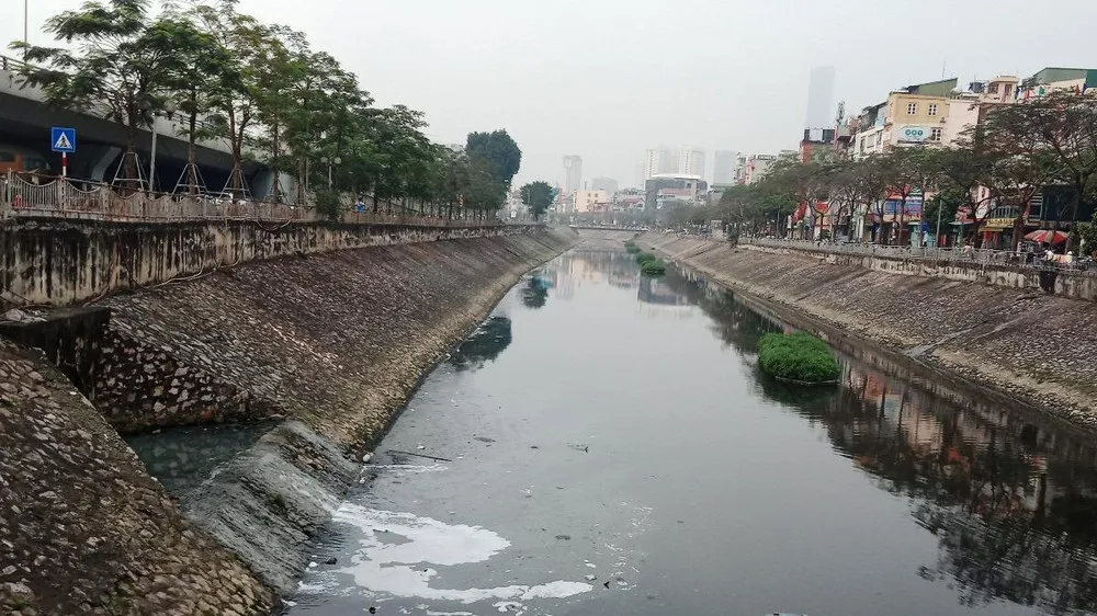Làm sạch sông Tô Lịch: Trước mắt lấy nước sông Hồng và nguồn nước sau xử lý của nước thải hồ Tây