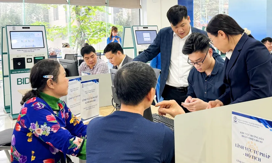 Hà Nội phát số online làm thủ tục hành chính cho người dân và tổ chức