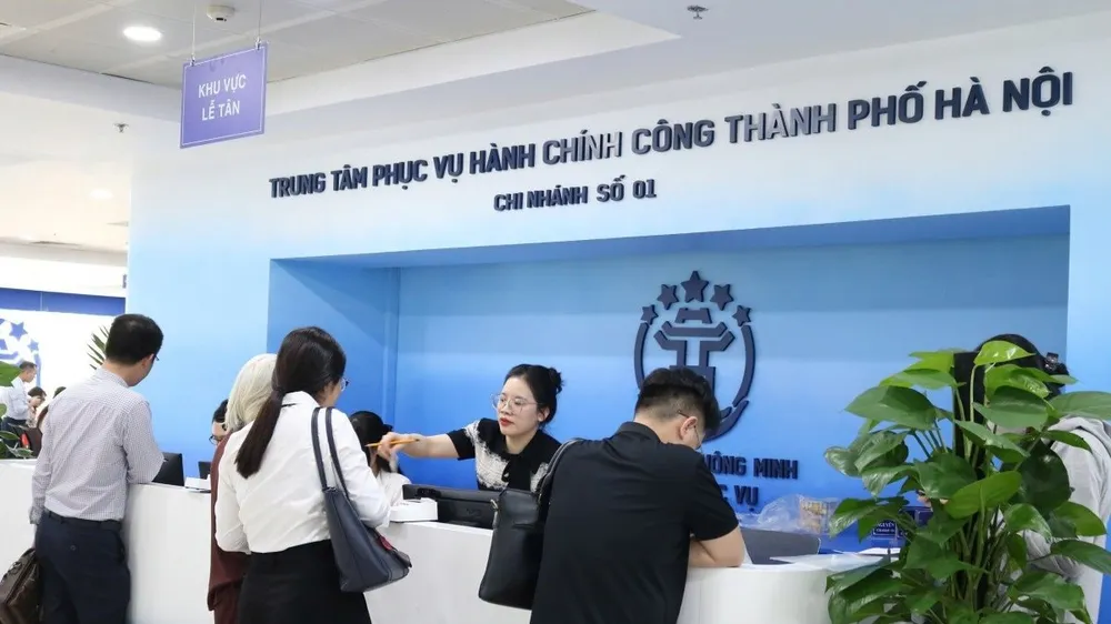 Hà Nội không yêu cầu người dân nộp hồ sơ giấy đối với 25 dịch vụ công thiết yếu