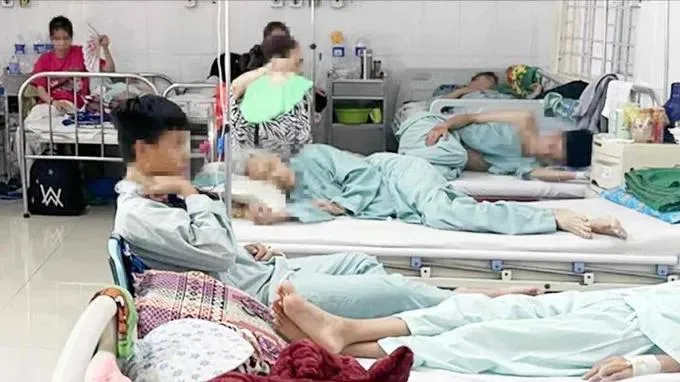 Khẩn trương truy xuất thực phẩm vụ nghi ngộ độc bánh mì ở Đắk Lắk khiến 83 người nhập viện