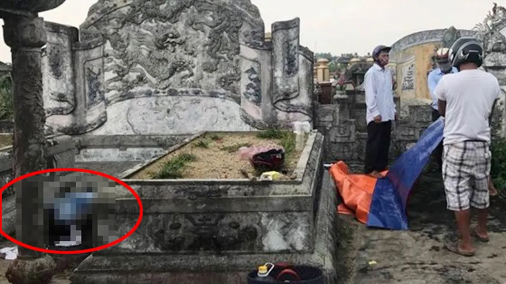 Đi chăn vịt, phát hiện thi thể người đàn ông đang phân hủy trong nghĩa trang