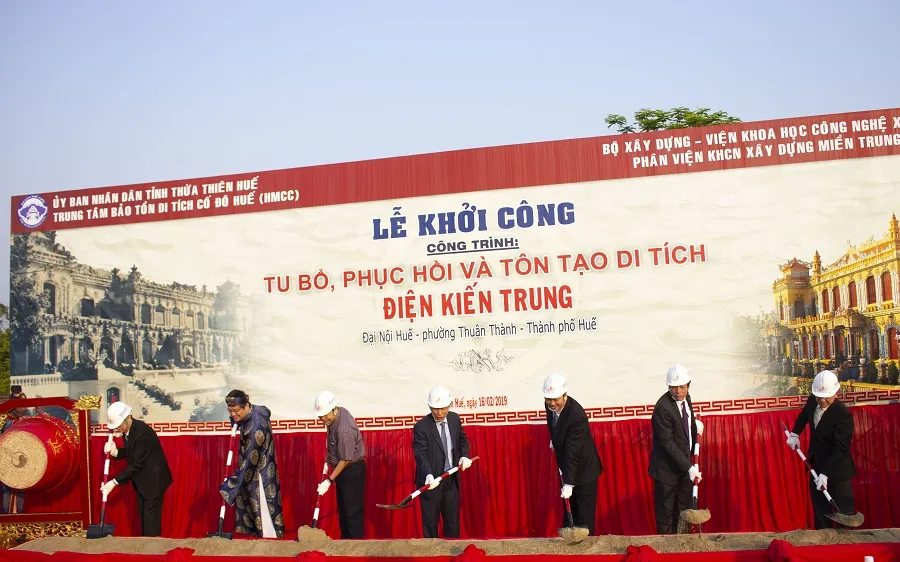 Khởi công công trình “Tu bổ, phục hồi và tôn tạo di tích Điện Kiến Trung” tại Đại nội Huế