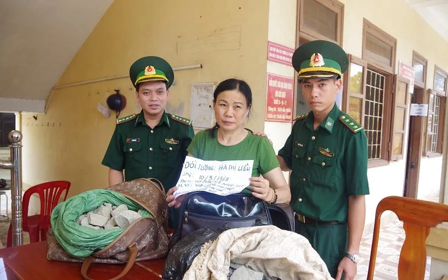 Đối tượng và tang vật bị lực lượng chức năng bắt giữ