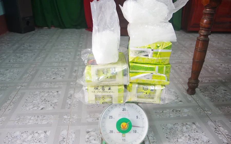 Trọng lượng chất nghi ma túy đá là 7,8kg