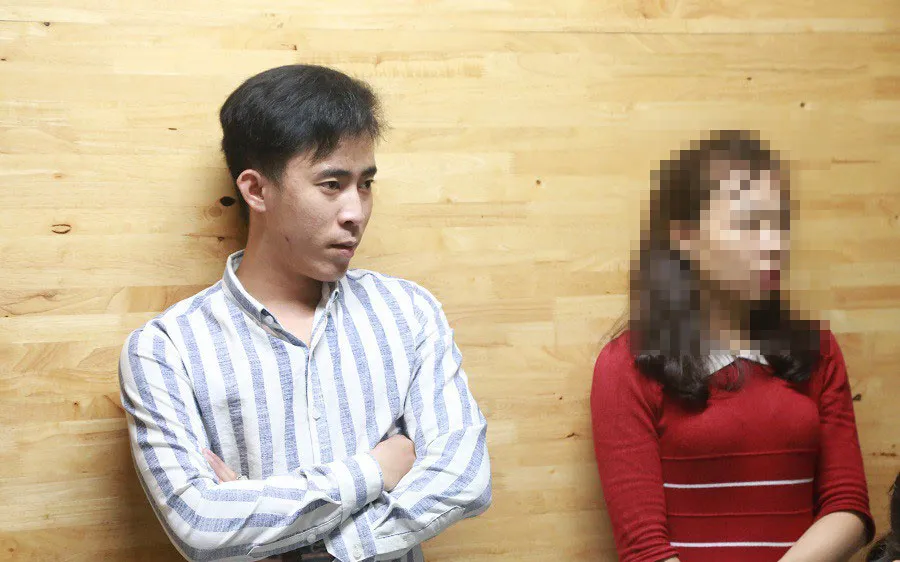Cơ quan CSĐT Công an Thừa Thiên Huế đọc lệnh bắt khẩn cấp đối tượng Nguyễn Duy Dương 