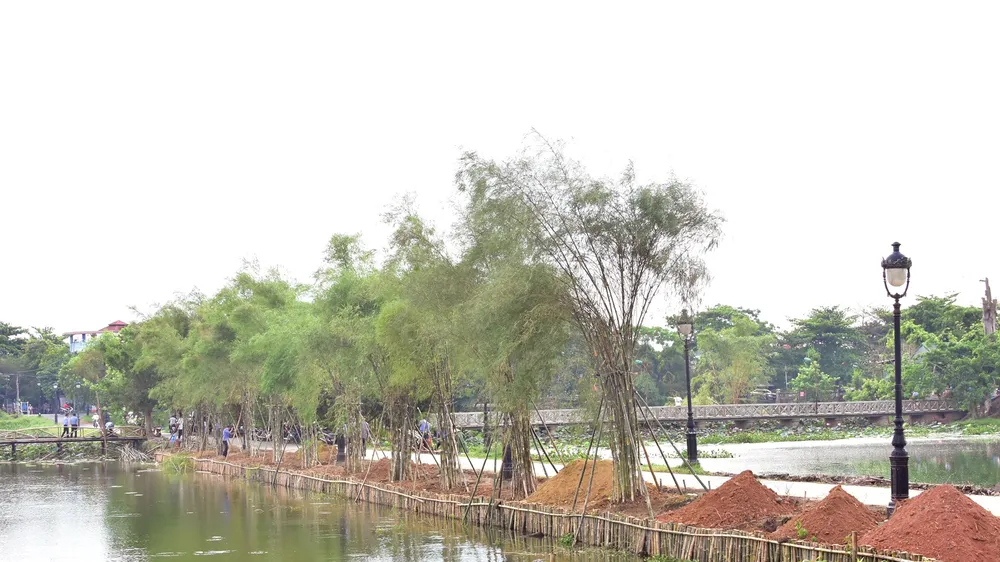 Chủ tịch UBND tỉnh Thừa Thiên - Huế Phan Ngọc Thọ kiểm tra công tác chỉnh trang hồ Tịnh Tâm ​