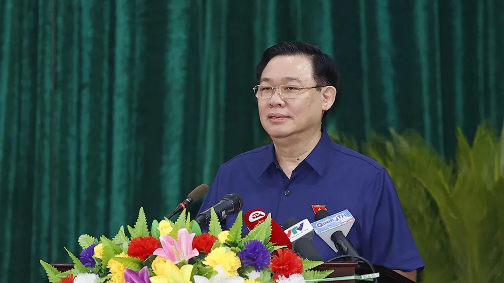 Chủ tịch Quốc hội Vương Đình Huệ phát biểu tại phiên khai mạc Kỳ họp thứ 18 HĐND tỉnh Quảng Trị. Ảnh: ĐẶNG LINH 