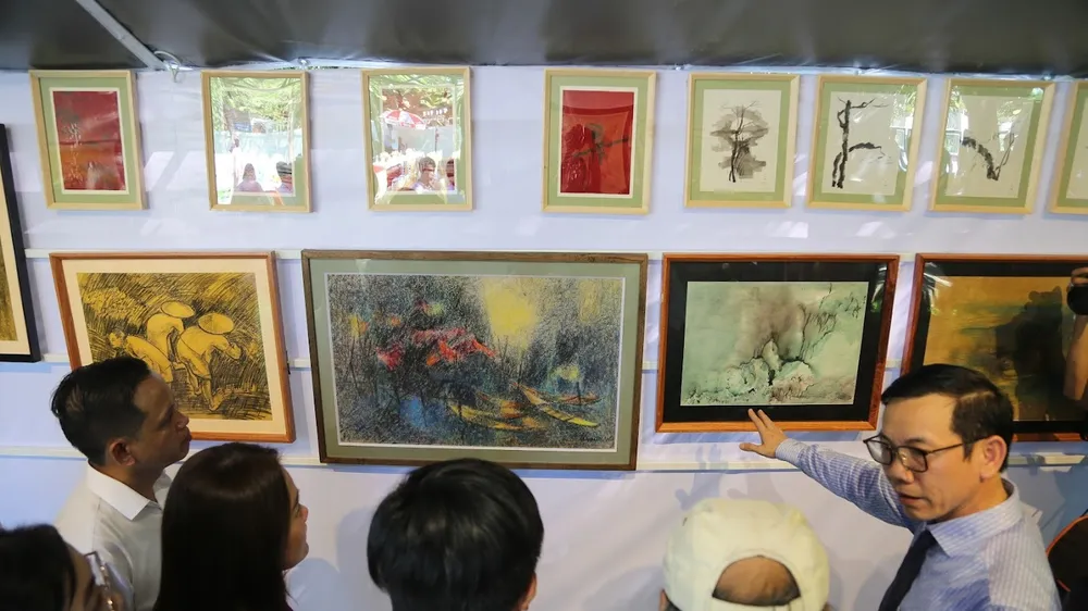 Một số tác phẩm nghệ thuật của danh họa Lê Bá Đảng được giới thiệu tại triển lãm