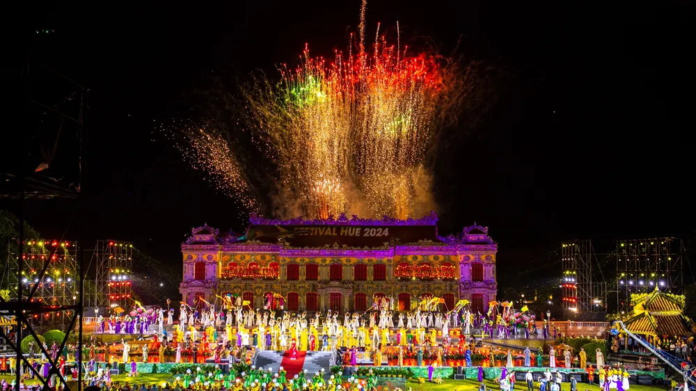 Festival Huế định hướng 4 mùa với chủ đề “Di sản Văn hóa với hội nhập và phát triển” trở thành một sự kiện được chú ý trong hệ thống các Festival trên thế giới