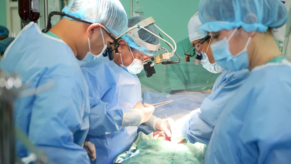 Kỳ diệu ca ghép tim xuyên Việt ở Bệnh viện Trung ương Huế