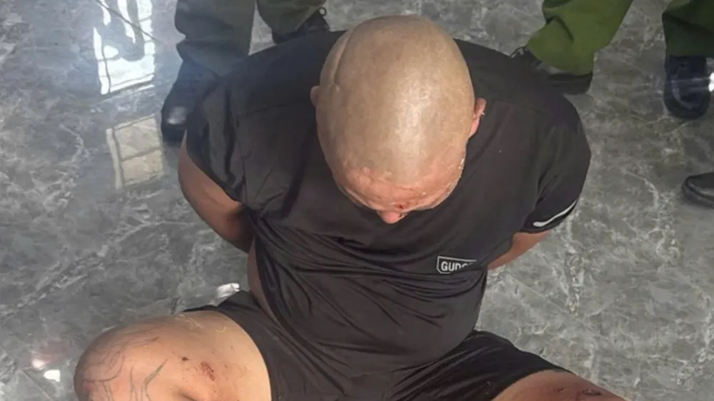 Bắt đối tượng mang hung khí tấn công trọng thương cán bộ Công an phường