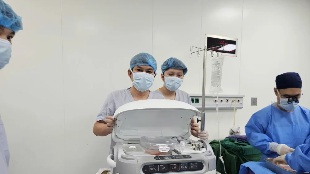 Công nghệ bảo quản tạng bằng máy LifePort của Bệnh viện Trung ương Huế
