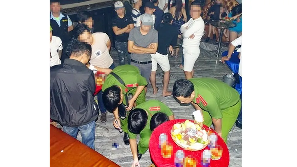 Phát hiện gần 200 thanh niên nghi “phê” ma túy trong nhà hàng bia
