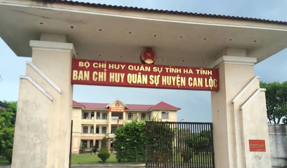 Trụ sở Ban Chỉ huy Quân sự huyện Can Lộc, nơi ông Tr. công tác