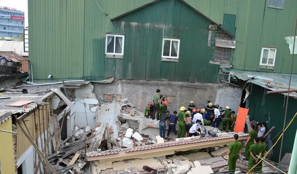 Hiện trường ngôi nhà 2 tầng ở TP Hà Tĩnh bị đổ sập vào chiều 6-6-2019