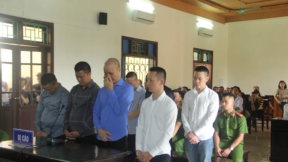 Các bị cáo tại phiên tòa