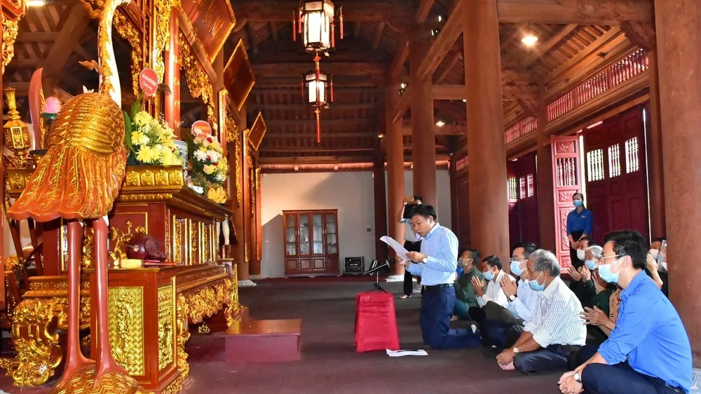 Cử hành lễ giỗ 10 nữ anh hùng liệt sĩ TNXP Ngã ba Đồng Lộc