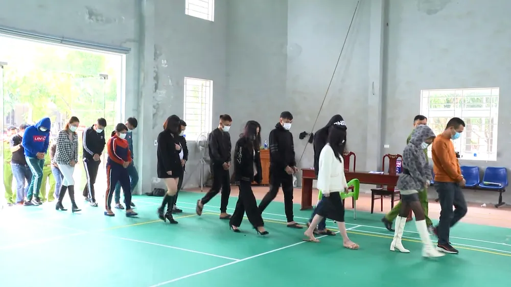 Các đối tượng tại cơ quan công an