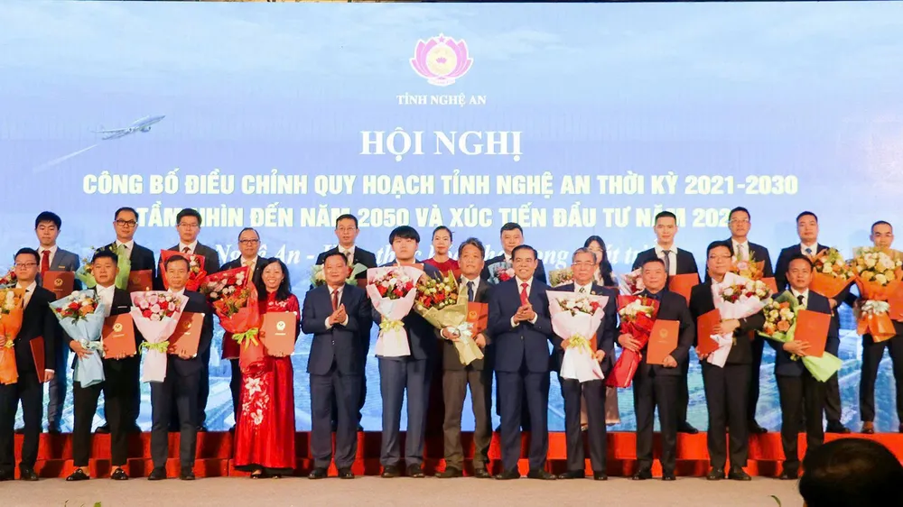 Nghệ An đặt mục tiêu trở thành tỉnh khá của cả nước, cực tăng trưởng vùng Bắc Trung bộ 