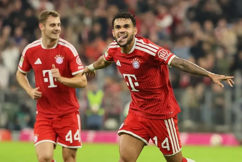 Luis Diaz ghi hat-trick giúp Bayern Munich hủy diệt RB Leipzig. Ảnh: THX