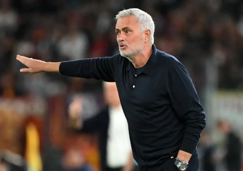 HLV Jose Mourinho. Ảnh: THX