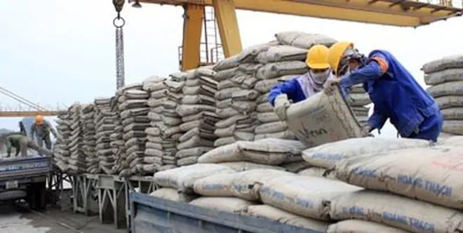 Xuất khẩu suy giảm, nguy cơ tồn kho hàng chục triệu tấn xi măng