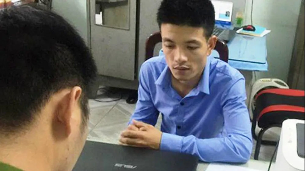 Đối tượng Nguyễn Hữu Tuân tại cơ quan công an 