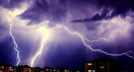 11 người bị sét đánh chết tại Ấn Độ