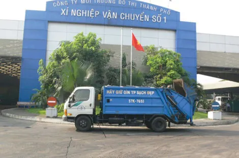 Từ ngày 1-1-2018, mở rộng đấu thầu việc thu gom và vận chuyển rác 