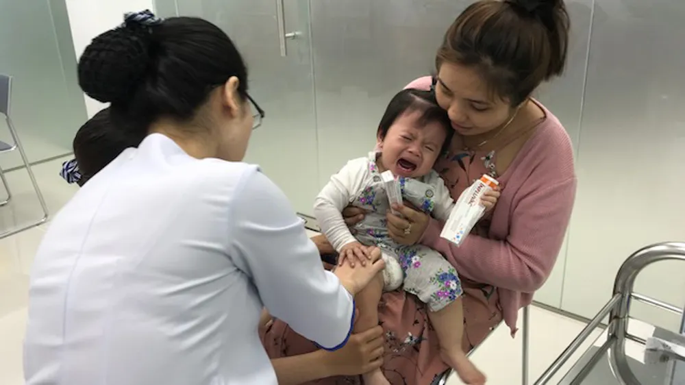 Trẻ được tiêm chủng tại Trung tâm VNVC Bình Dương