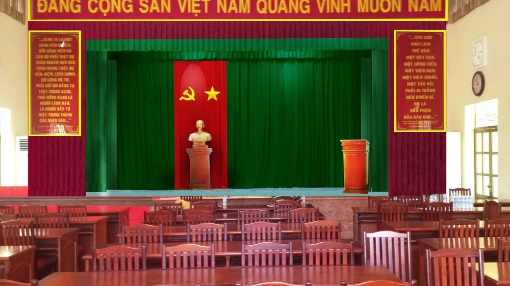 Bình Định: Nhiều cán bộ đi họp nửa buổi bỏ về