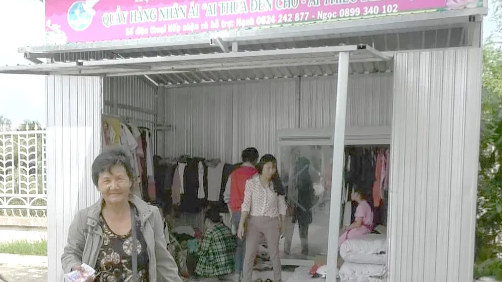 Thêm một “quầy hàng nhân ái” ở Tam Nông