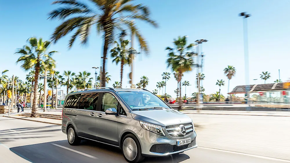 Mercedes-Benz Việt Nam ra mắt bộ đôi xe đa dụng hạng sang V-Class 