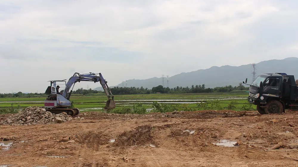 Nhờ gần dân nên công tác giải phóng mặt bằng dự án cao tốc Bắc - Nam qua tỉnh Bình Thuận được thực hiện nhanh chóng