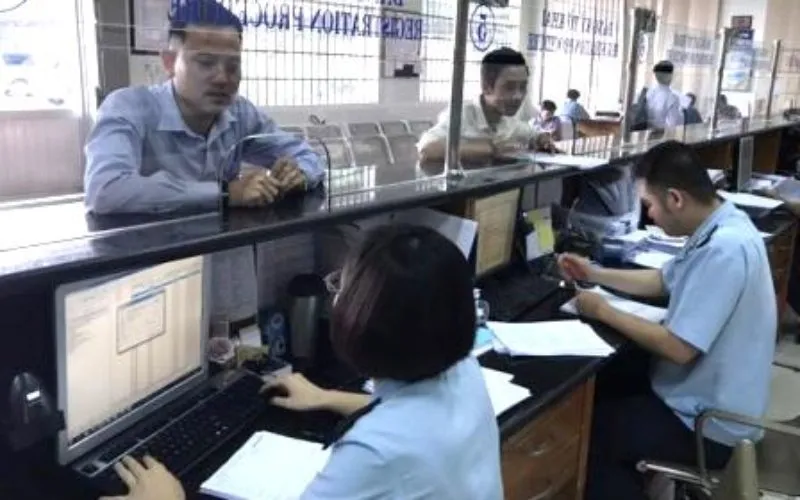 Ngành hải quan thu thuế vượt 12% chỉ tiêu