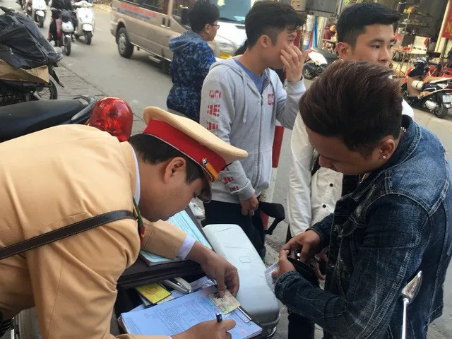 Đề xuất trừ điểm trên giấy phép lái xe