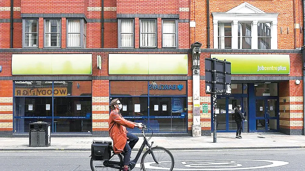 Các cửa hàng ở London đóng cửa trong thời gian phong tỏa chống dịch Covid-19