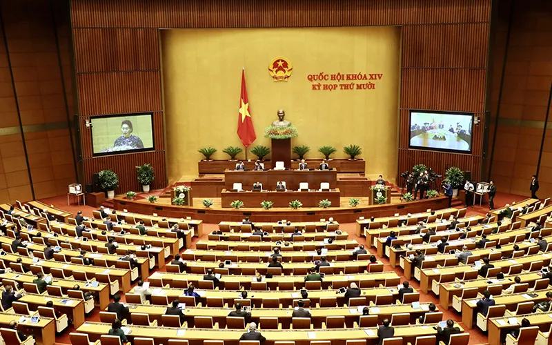 Quốc hội thảo luận về dự thảo văn kiện trình Đại hội XIII của Đảng