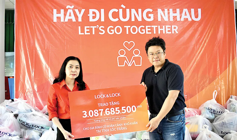 LOCK&LOCK mang chương trình “Hãy đi cùng nhau - Let’s Go Together’’ đến với người dân Sóc Trăng