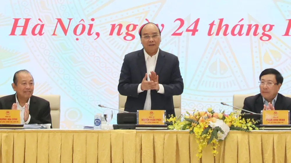 Thủ tướng Nguyễn Xuân Phúc phát biểu kết luận hội nghị. Ảnh: VIẾT CHUNG