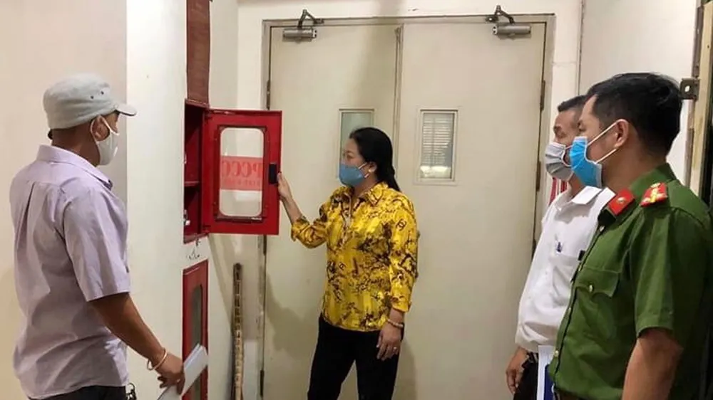 Ủy ban MTTQ quận 10, TPHCM giám sát công tác phòng cháy chữa cháy trên địa bàn