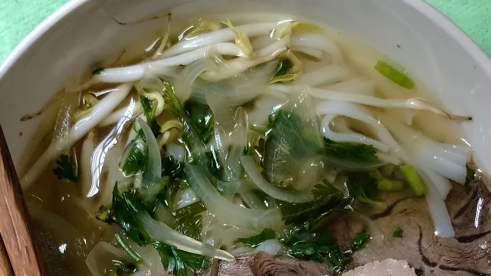 Tô phở chế biến từ nước cốt phở bò của đầu bếp Nguyễn Phước