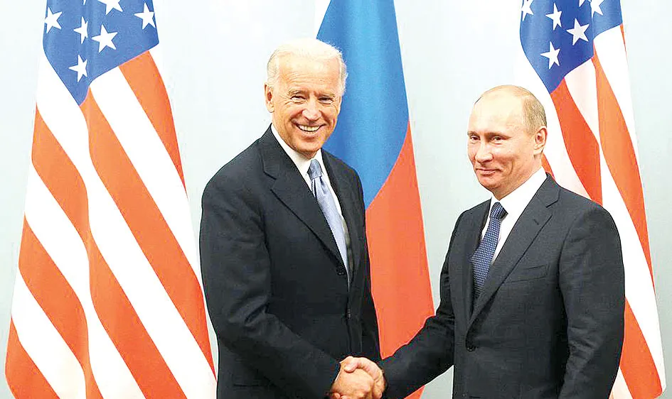 Tổng thống Nga Vladimir Putin tiếp ông Joe Biden tại Moscow năm 2011, lúc đó là Phó Tổng thống Mỹ. Ảnh: TASS