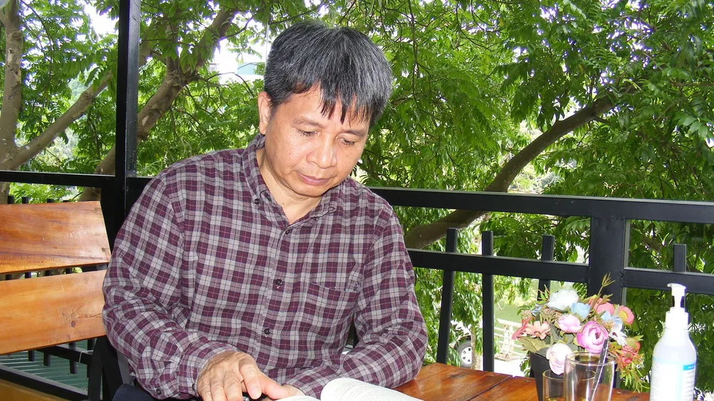 Anh khuyến nông Hoàng Tuấn Công và câu chuyện trên “cánh đồng” chữ nghĩa
