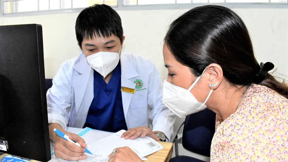 ThS-BS Trần Tuấn Thành, Trung tâm Phục hồi chức năng vật lý trị liệu hậu Covid-19, Bệnh viện Lê Văn Thịnh (TP Thủ Đức) tư vấn điều trị hậu Covid-19