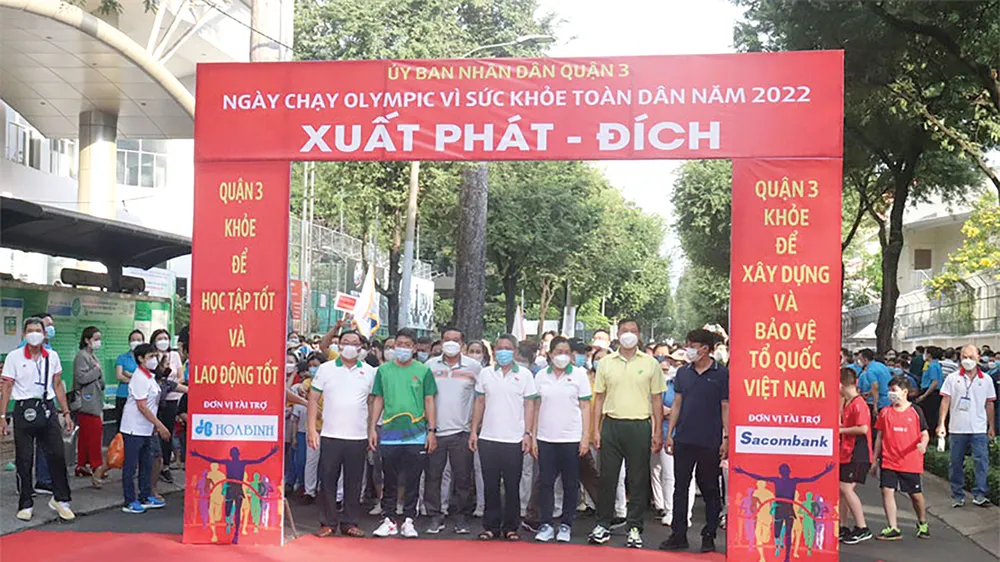 Tập đoàn Xây dựng Hòa Bình hưởng ứng ngày chạy Olympic vì sức khỏe toàn dân