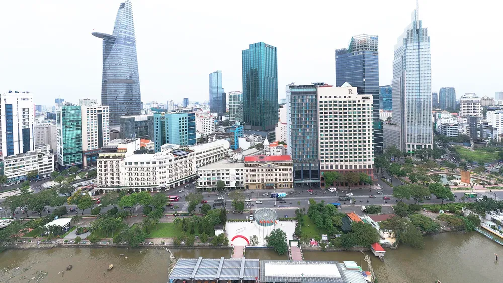 Bến Bạch Đằng là một trong nhiều bến sông đang được khai thác du lịch. Ảnh: HOÀNG HÙNG